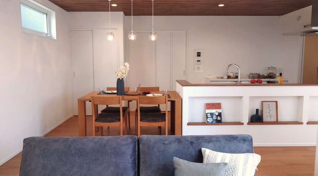 レンタル家具　おしゃれ　富山　無垢材　ミヤモト家具　完成見学会